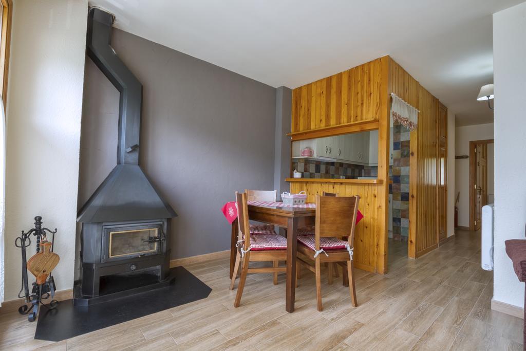 Apartamento La Ginesta 2 Taull Ruang foto